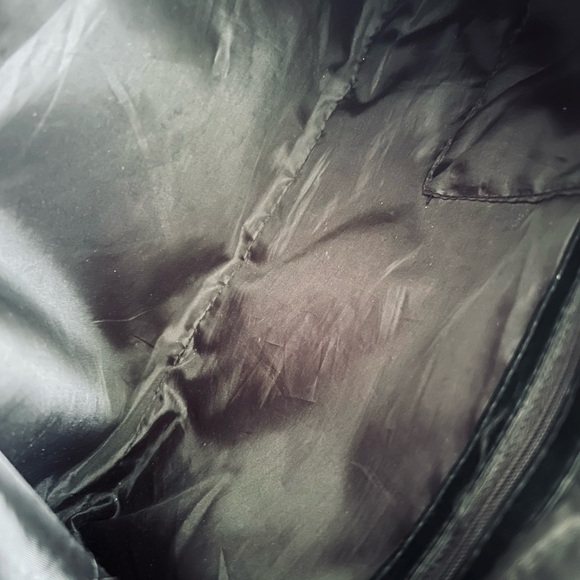 Vintage Thirty-One Black and Gray Shoulder Bag with Floral Design - Picture 5 of 10